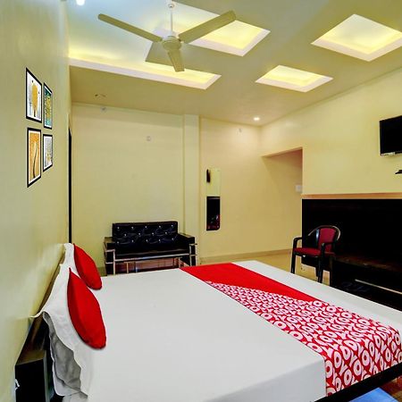 Oyo Flagship Hotel Centre Point Chhapra 外观 照片