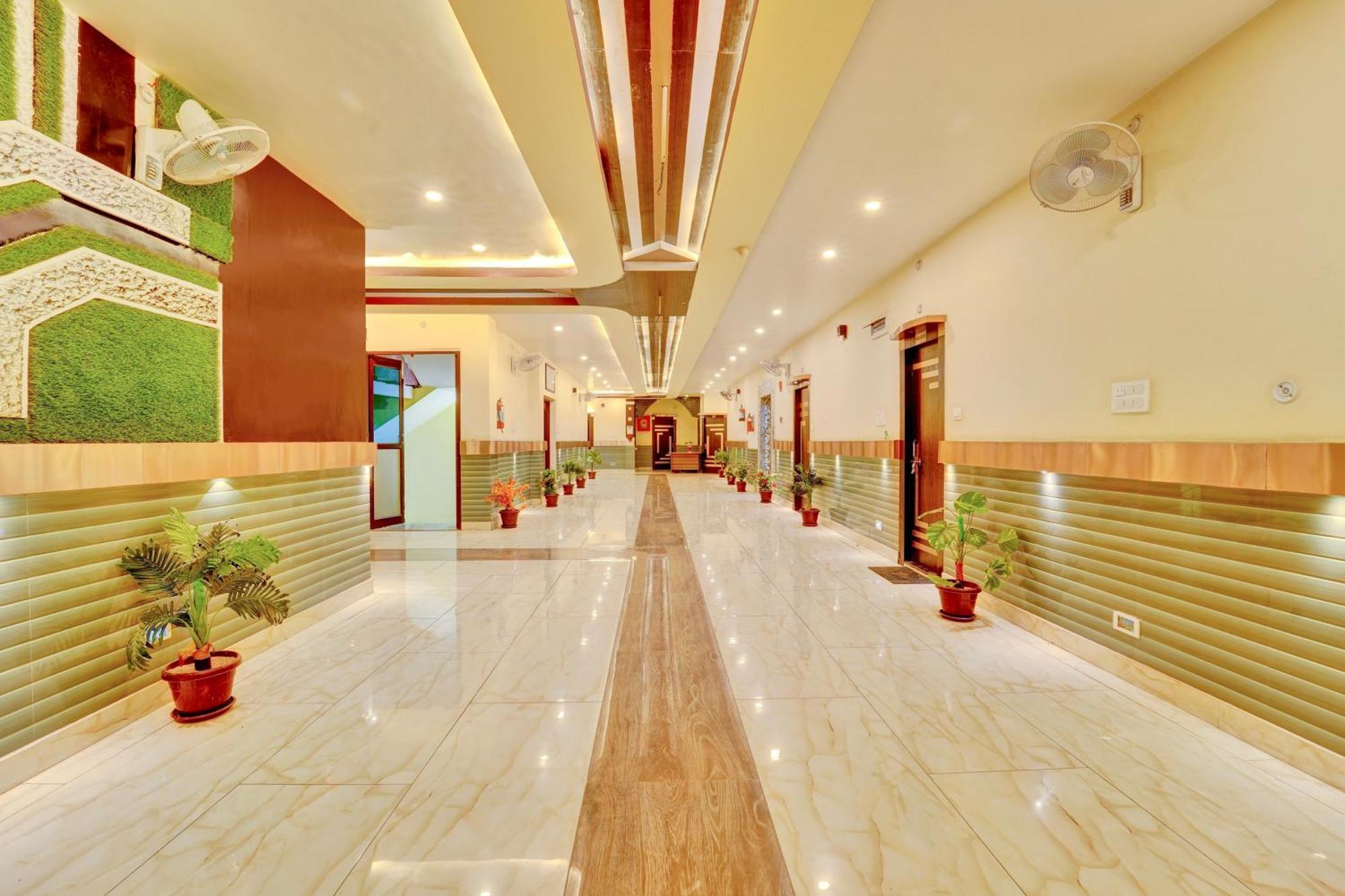 Oyo Flagship Hotel Centre Point Chhapra 外观 照片